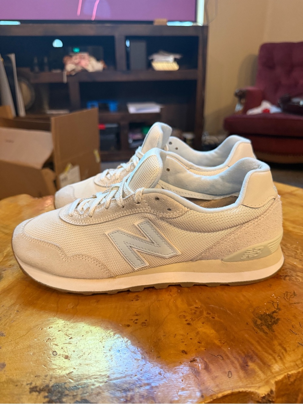 New Balance 515 Women's Size 9 / Men's 7.5 Off-White Suede Sneaker WL515SE Shoe